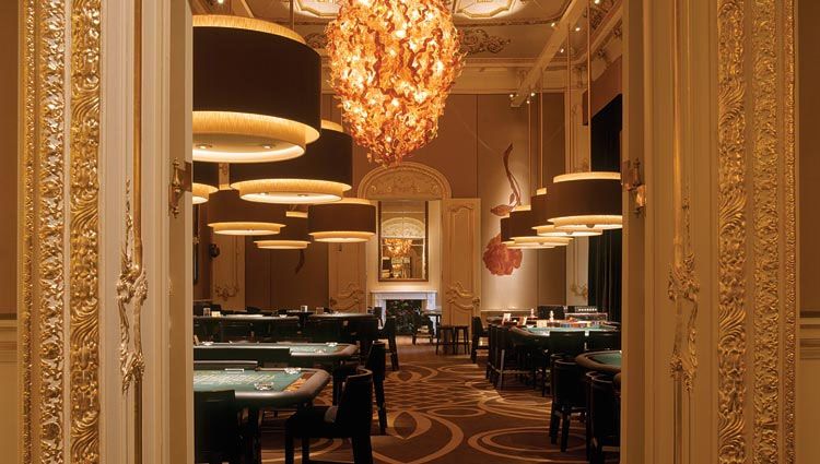Fifty-St-Jamess-Casino.jpg светодизайн