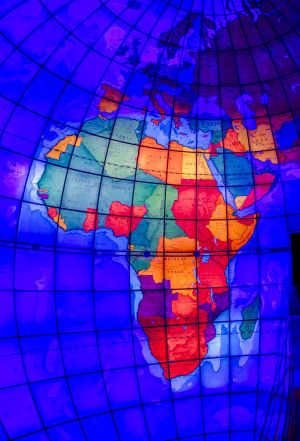 четкое выделение зон светом светодизайн, освещение, карта, Mapparium